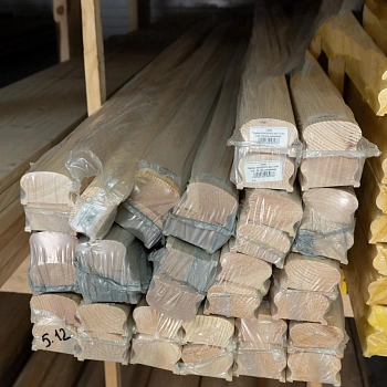 картинка Поручень 45*75*2000мм Сосна сорт Экстра под балясину 50мм от магазина Кубатура