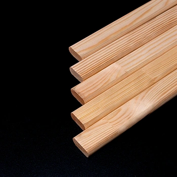 картинка Рейка сращенная для декора стен 18*40*3000мм сосна сорт Экстра (с увеличенной фаской R5 на углах) от магазина Кубатура