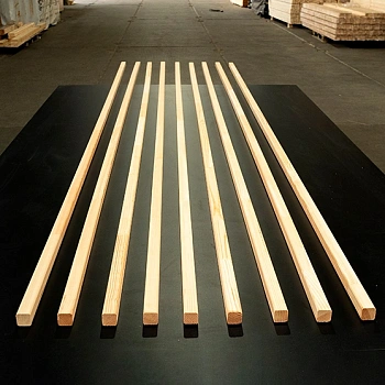 картинка Рейка сращенная для декора стен 30*30*3000мм сосна сорт Экстра (с фаской R5 на углах) от магазина Кубатура