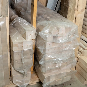 картинка Столб начальный 80*80*1200мм №31Б Береза сорт Экстра сращенный от магазина Кубатура