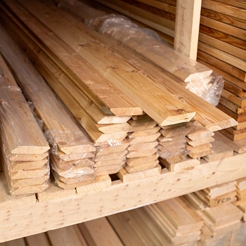 картинка Планкен скошенный 20*70*3000мм сорт АВ лиственница от магазина Кубатура