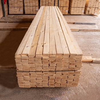 картинка Доска обрезная камерной сушки 25*100*6000мм ель/сосна 1-2 сорт дисковый распил (10-18%) от магазина Кубатура