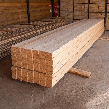 картинка Доска обрезная 25*150*6000мм естественной влажности 1 сорт дисковый распил ель/сосна от магазина Кубатура