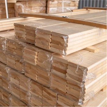 картинка Доска декоративная 18*90*3000мм сосна сорт Экстра сращенная (с фаской R5 на углах) от магазина Кубатура