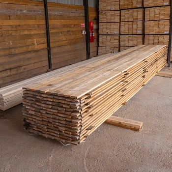 картинка Доска обрезная камерной сушки 25*100*6000мм ель/сосна 5 сорт дисковый распил (10-18%) от магазина Кубатура