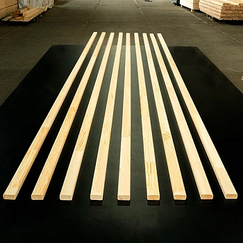 картинка Рейка сращенная для декора стен 20*40*3000мм сосна сорт Экстра (с фаской R5 на углах) от магазина Кубатура