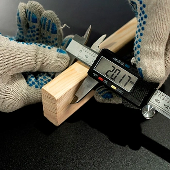 картинка Рейка сращенная для декора стен 20*45*2200мм сосна сорт Экстра (с фаской R3 на углах) от магазина Кубатура