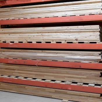 картинка Площадка 40*1000*2000мм Ель/Сосна сорт АВ сращенная от магазина Кубатура