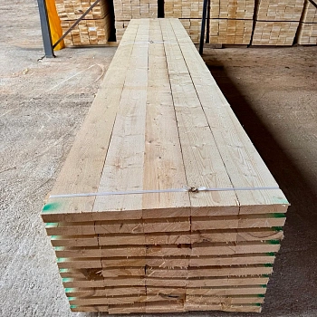 картинка Доска обрезная 50*200*6000мм 1-3 сорт (ГОСТ 8486-86) естественной влажности хвойные породы от магазина Кубатура