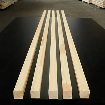 картинка Брусок сращенный для перегородок 50*50*3000мм сосна сорт Экстра (с фаской R3 на углах) от магазина Кубатура