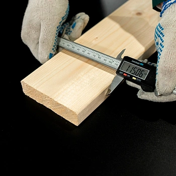 картинка Доска строганая камерной сушки 28*115*2000мм сорт AB ель/сосна (с фаской на углах) от магазина Кубатура